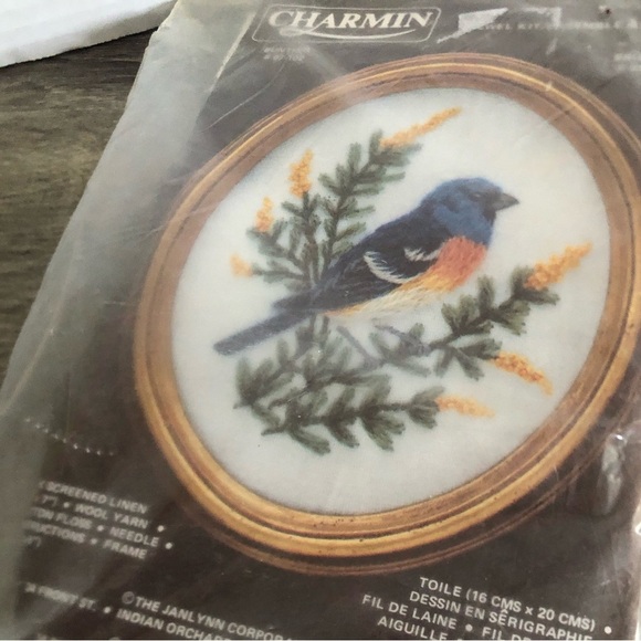 Vtg Charmin Bunting Crewel Kit - Picture 9 of 10
